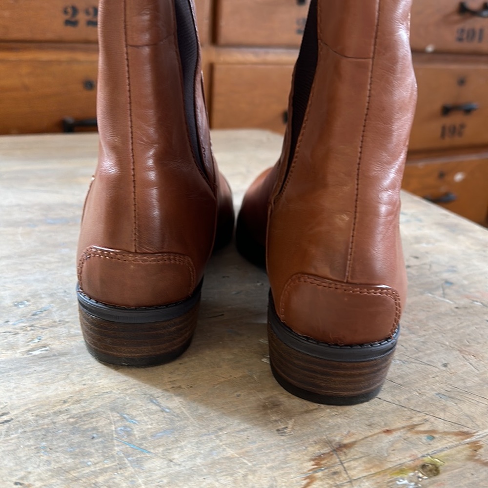 Tall boot - Picture 5 of 6